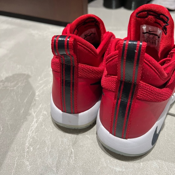 Nike PG basketball shoes - Picture 8 of 9